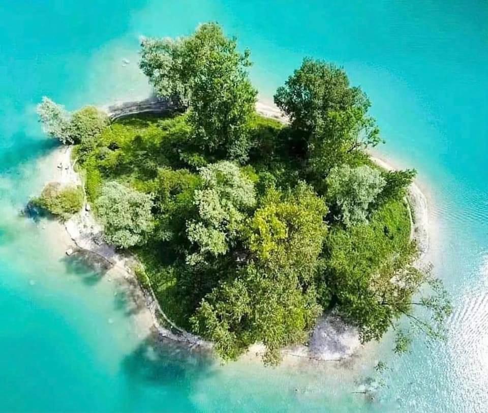 Rustica Sul Lago Tenno Primo Piano Exterior foto